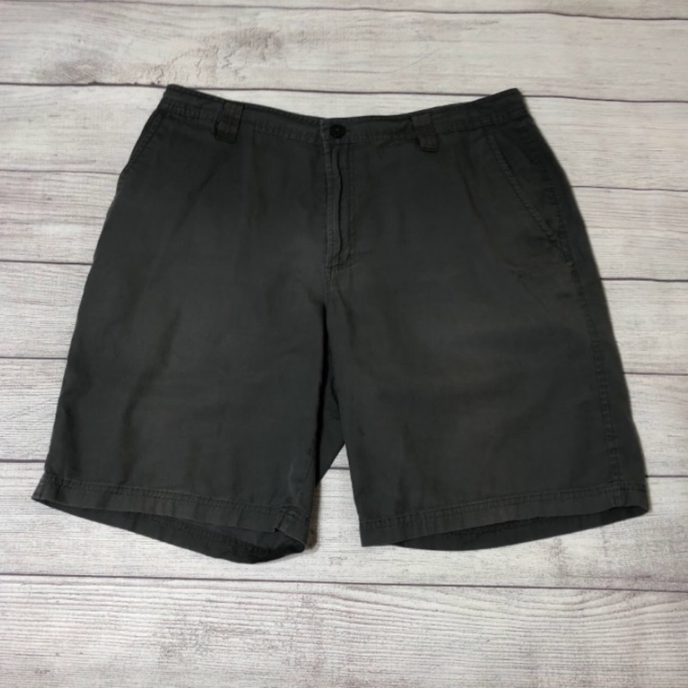 Columbia Grey Gray Shorts 36